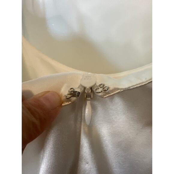 Galvan London NWT Ivory Silk Valencia Cold Shoulder Midi Dress Size 8 - Picture 11 of 15